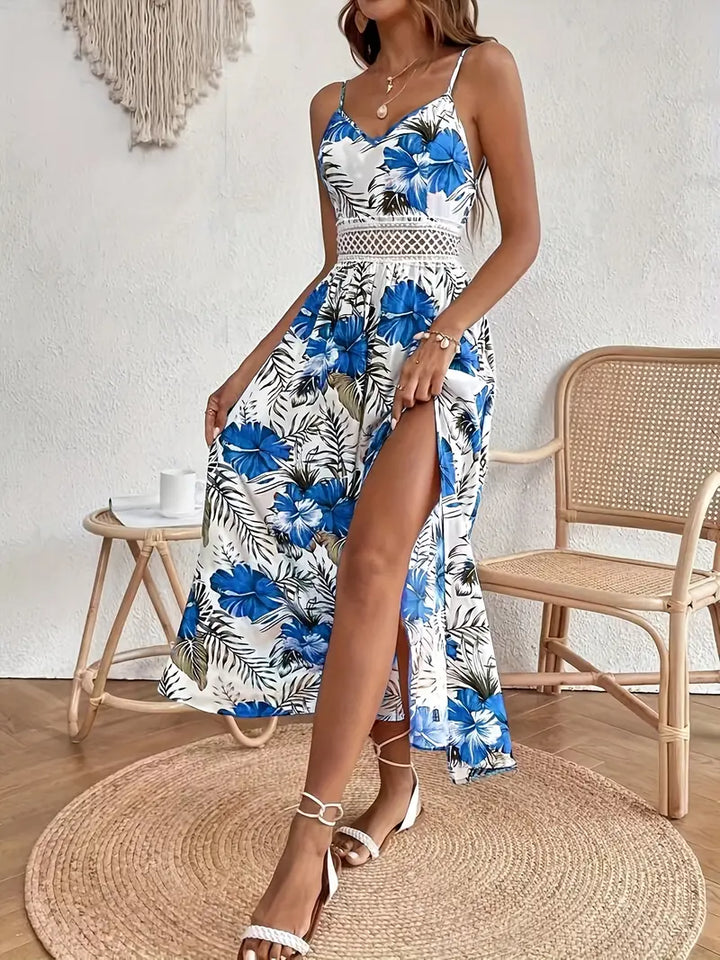 Isabelle | Sommerliches Maxikleid mit Blumenprint & Spitzendetail