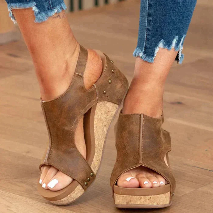 SYLVIE - ELEGANTE UND BEQUEME Keilabsatz-Sandalen