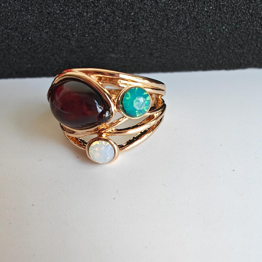 Vintage-Ring mit blauer Mondstein-Perle