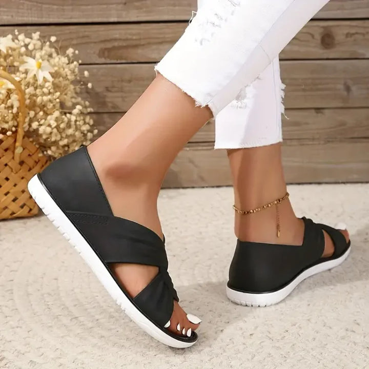 EVANIA | Bequeme  Sandalen mit Schleifen-Design