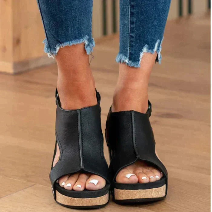 SYLVIE - ELEGANTE UND BEQUEME Keilabsatz-Sandalen