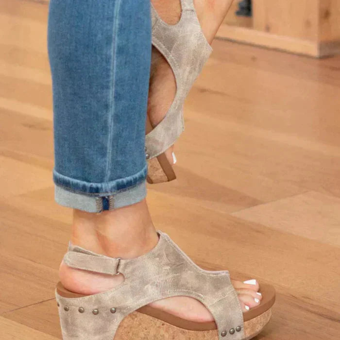 SYLVIE - ELEGANTE UND BEQUEME Keilabsatz-Sandalen