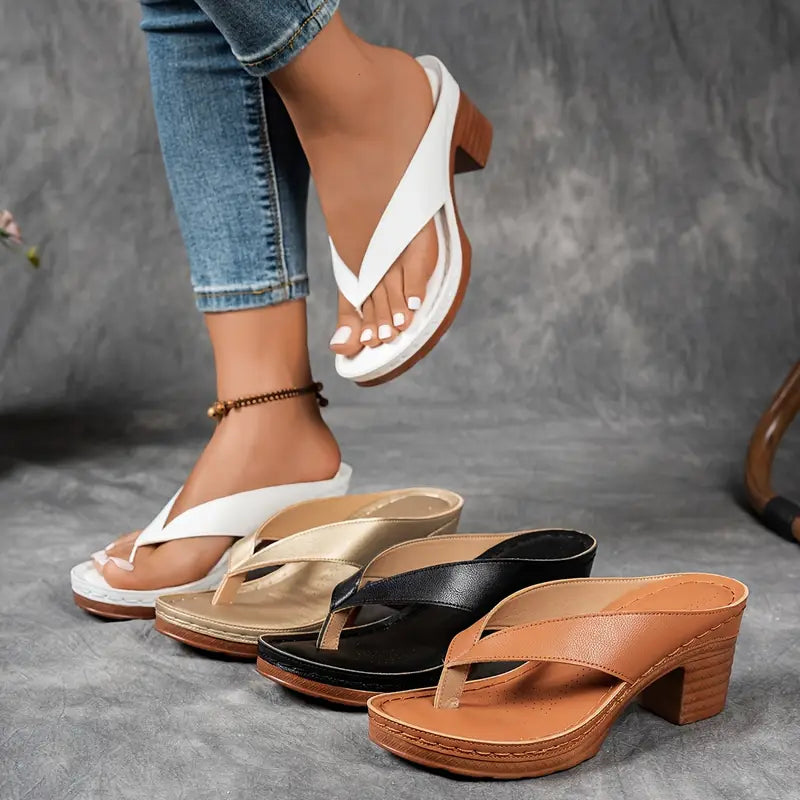 Bequemer Slipper mit Absatz