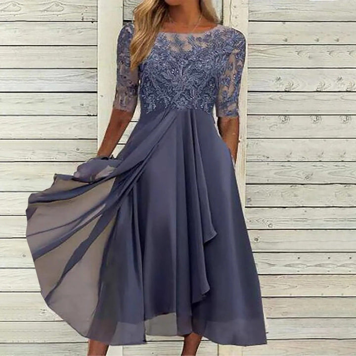 Ellinor | Elegantes Seitenschlitz-Kleid mit flatternder Passform