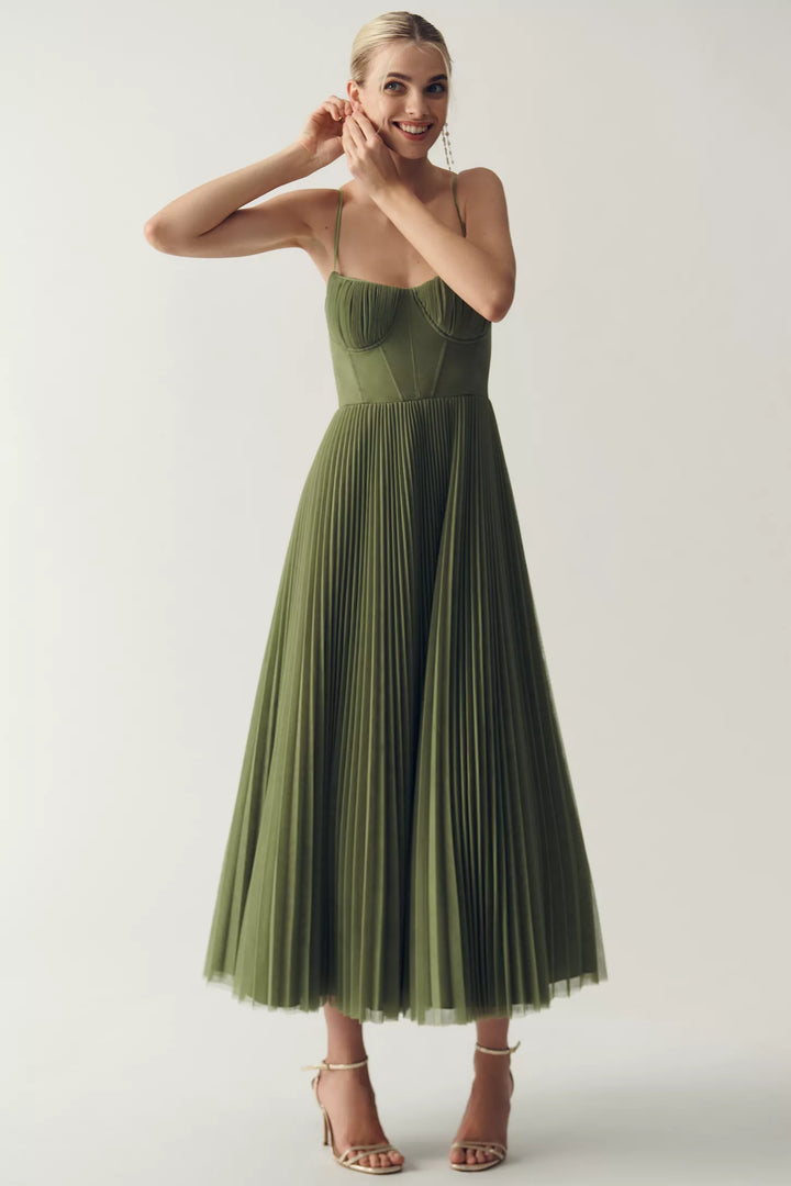 Olivia Kleid mit offenem Rücken | Grün
