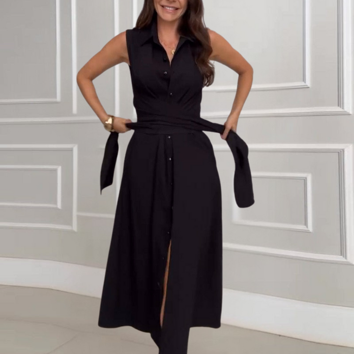 KARISANDE IM LUXURIÖSEN MAXIKLEID