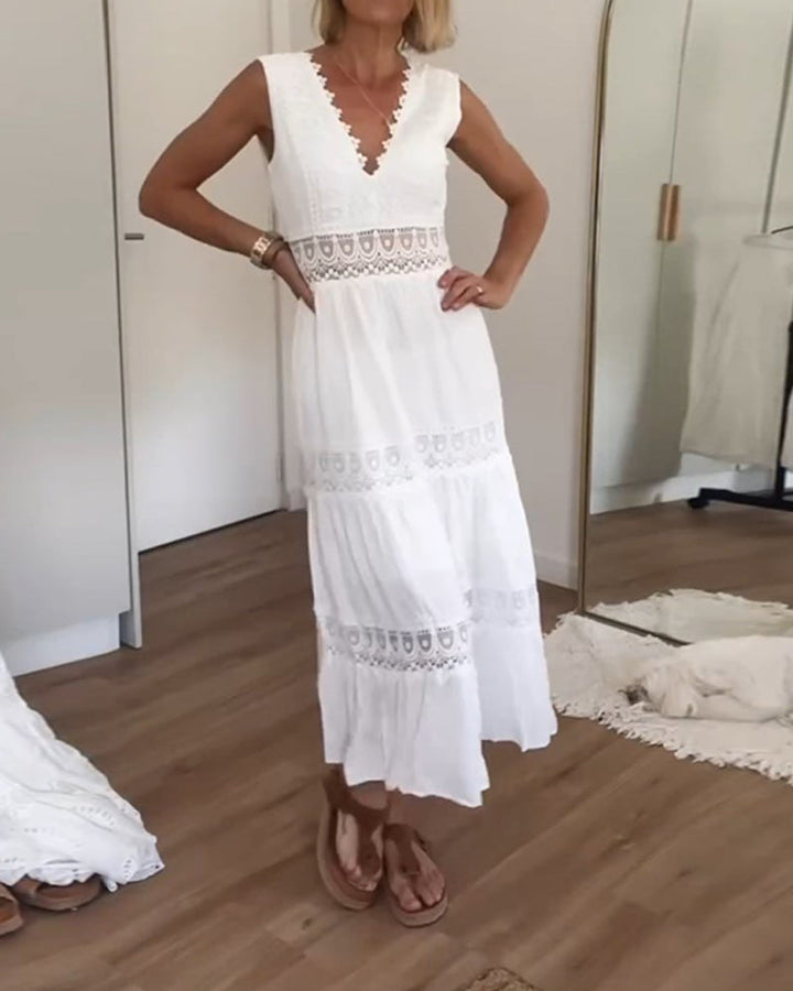 ALYSSA | Midikleid Ärmellos mit V-Ausschnitt und zarten Spitze-Details