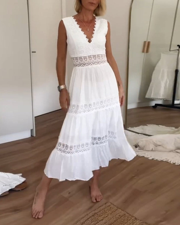 ALYSSA | Midikleid Ärmellos mit V-Ausschnitt und zarten Spitze-Details