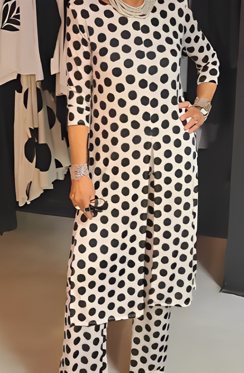 LILIANA | Komplettset aus zwei Teilen mit Pünktchen-Druck für lässige Eleganz und vielseitige Sommerlooks