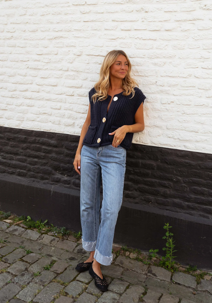 FENJA™ | die schicke Layering-Strickweste