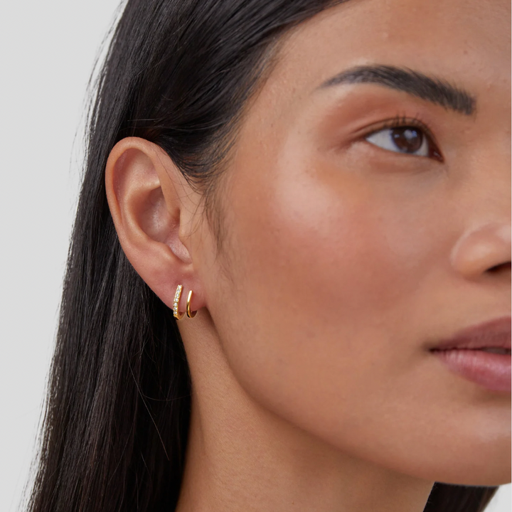 Ohrhänger aus 18K Gold mit Griffkristallen