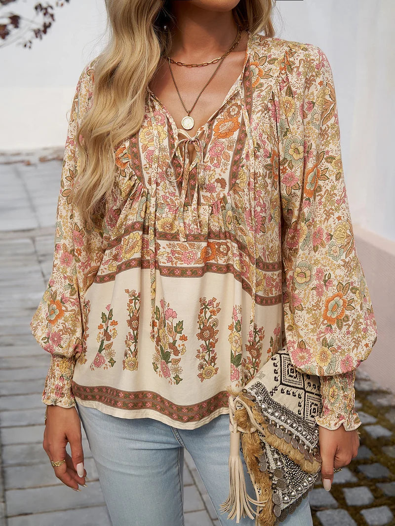 Sallie™ | Oberflächendesign Bohemien-Flüssigkeit mit Blumenmuster