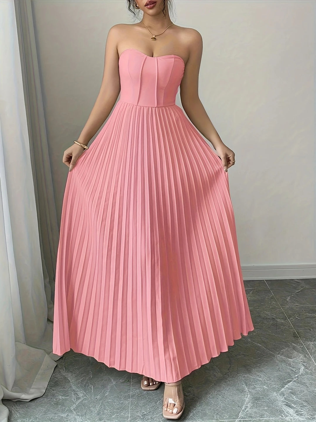 Bérénice | Trägerloses Maxikleid mit Korsagen-Oberteil und Plissee-Rock